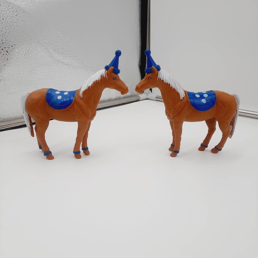 NEW Ankyo Development 2 Party Hat Horse Play Cake Topper Farm Animals